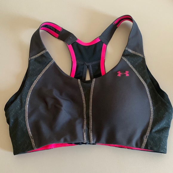 VGUC Underarmour sport bra - Picture 1 of 5